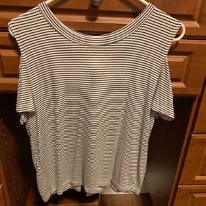 LNA cold shoulder shirt